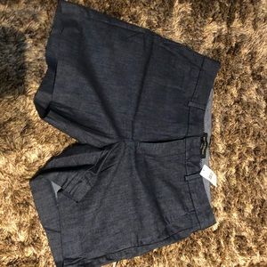 NWT BANANA REPUBLIC SHORTS SIZE 2